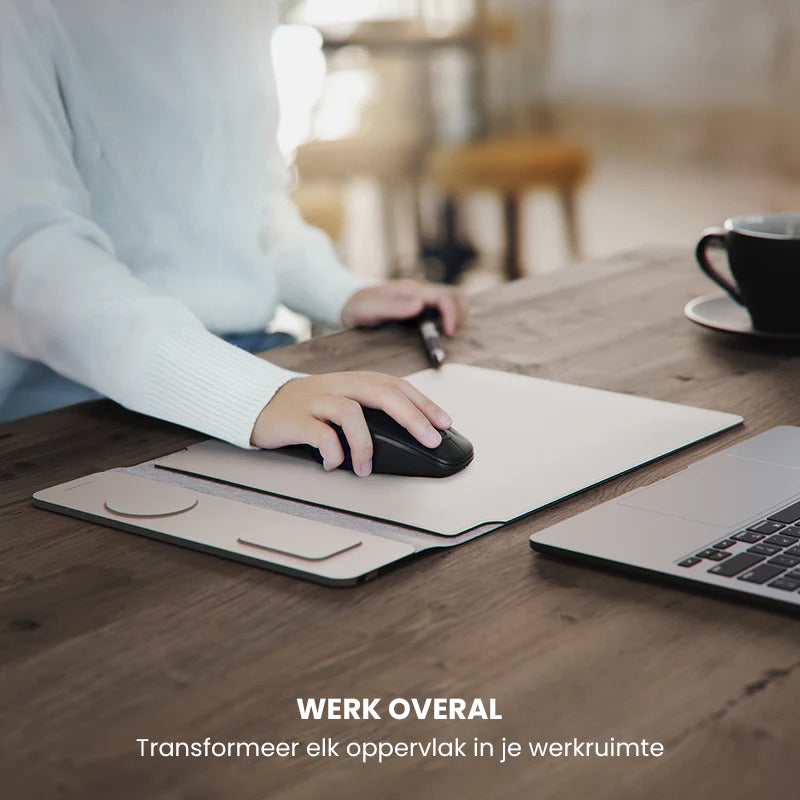 E3 4-in-1 Laptop Sleeve with Wireless Charging